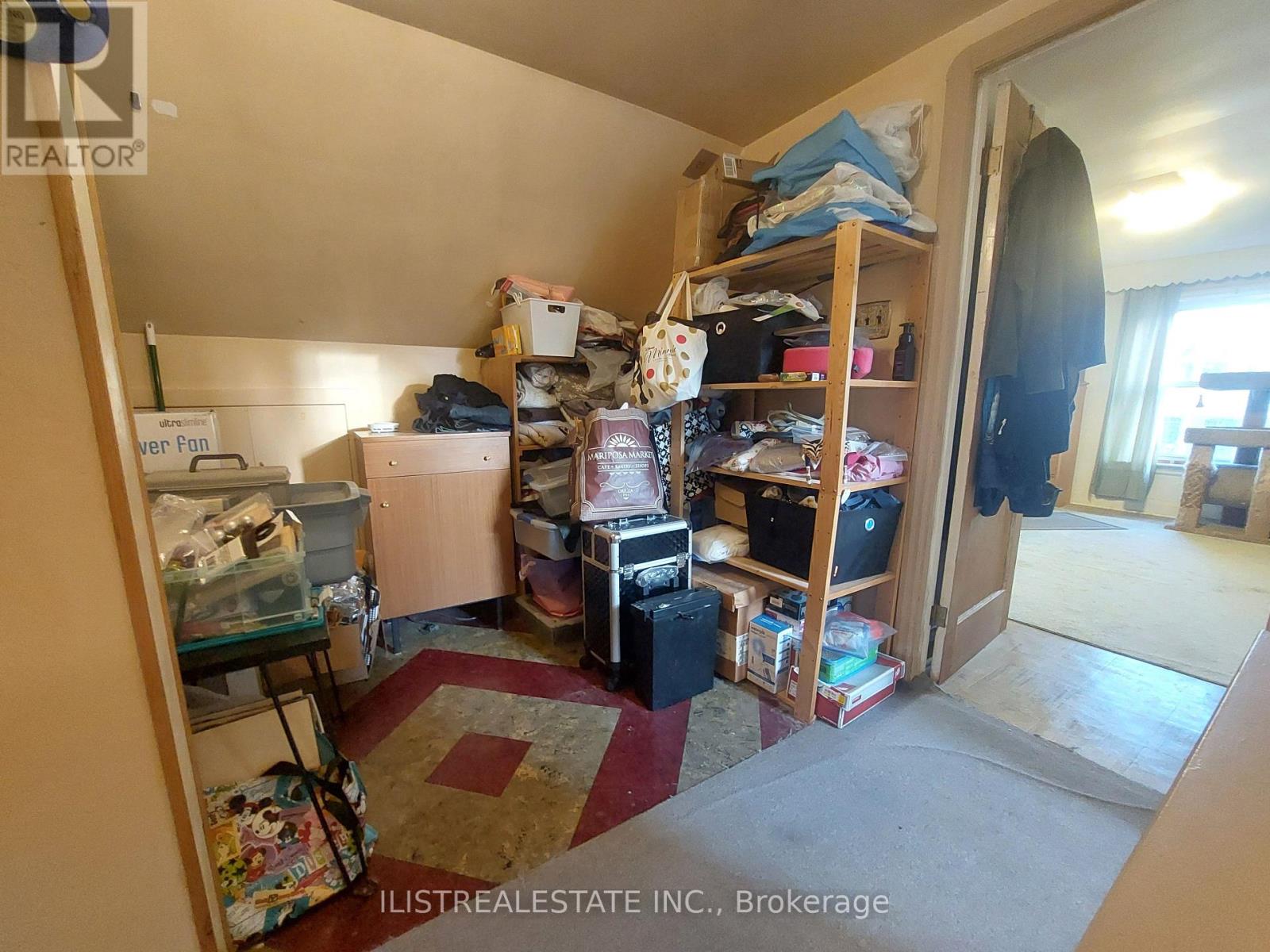 29 Holland Avenue, Toronto, Ontario  M4B 2C4 - Photo 12 - E12565336