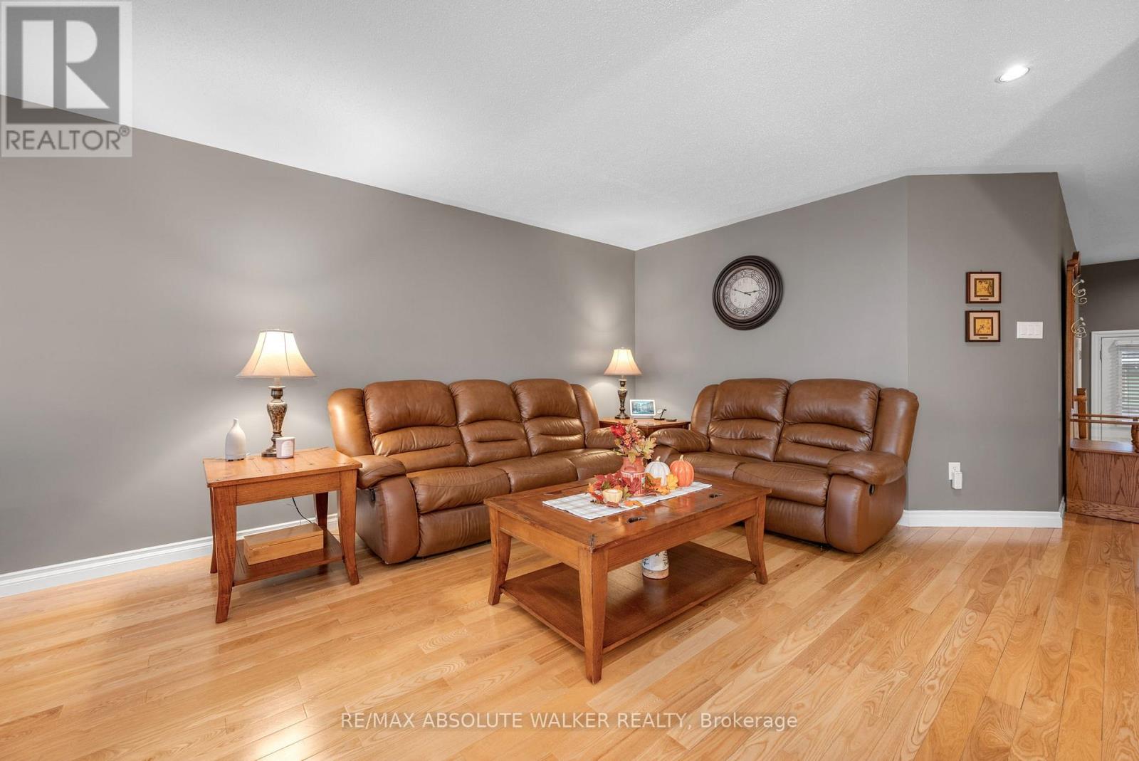 713 Carmella Crescent, Ottawa, Ontario  K4A 4V9 - Photo 11 - X12565356