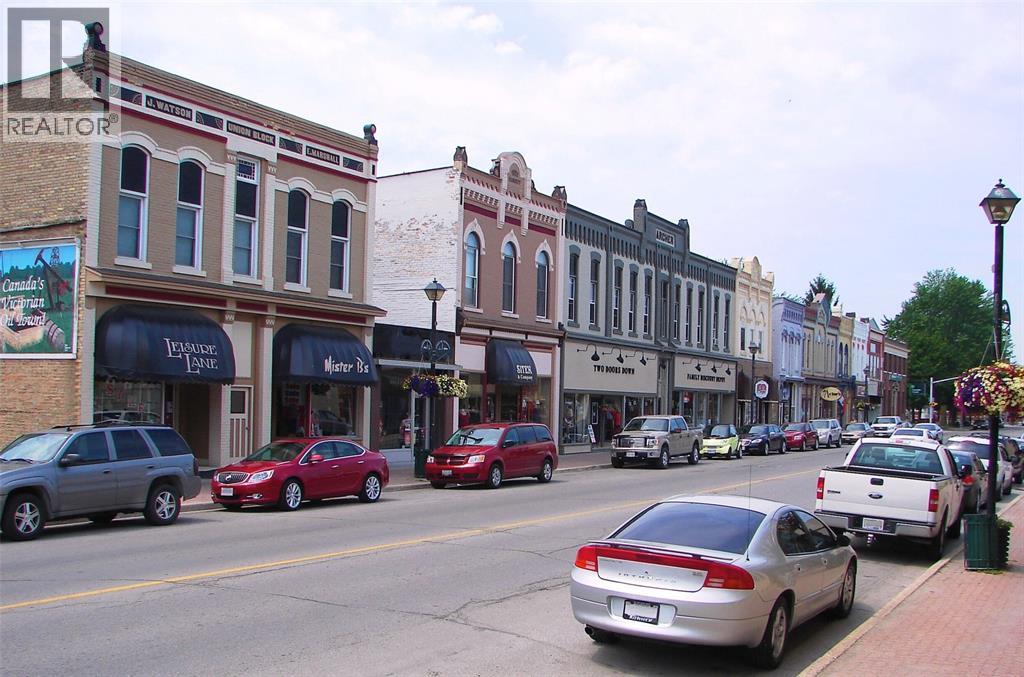 4482 Petrolia Line, Petrolia, Ontario  N0N 1R0 - Photo 35 - 25029233