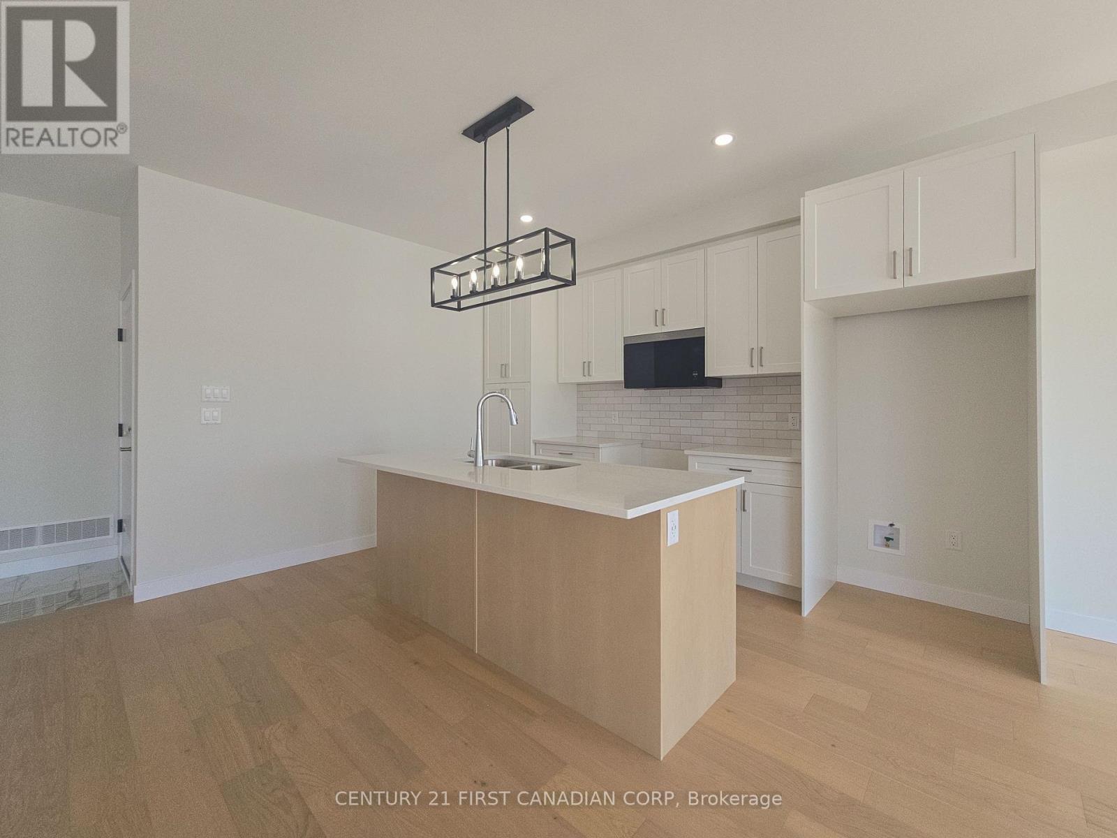 4297 Calhoun Way, London South, Ontario  N6P 1J9 - Photo 4 - X12565362