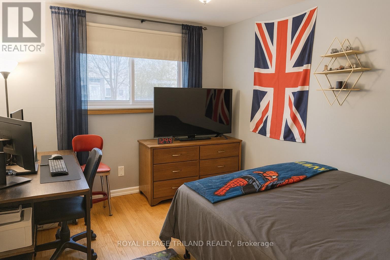 76 Dudley Crescent, London South, Ontario  N6E 1S5 - Photo 14 - X12565376