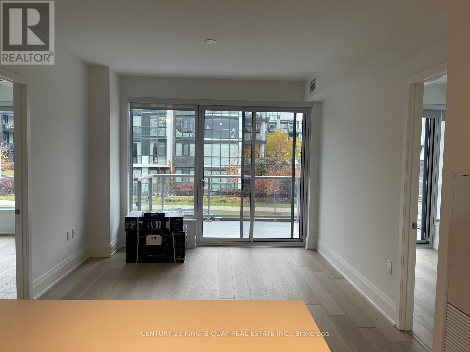 211 - 333 Sunseeker Avenue, Innisfil, Ontario  K9V 0R6 - Photo 25 - N12525056