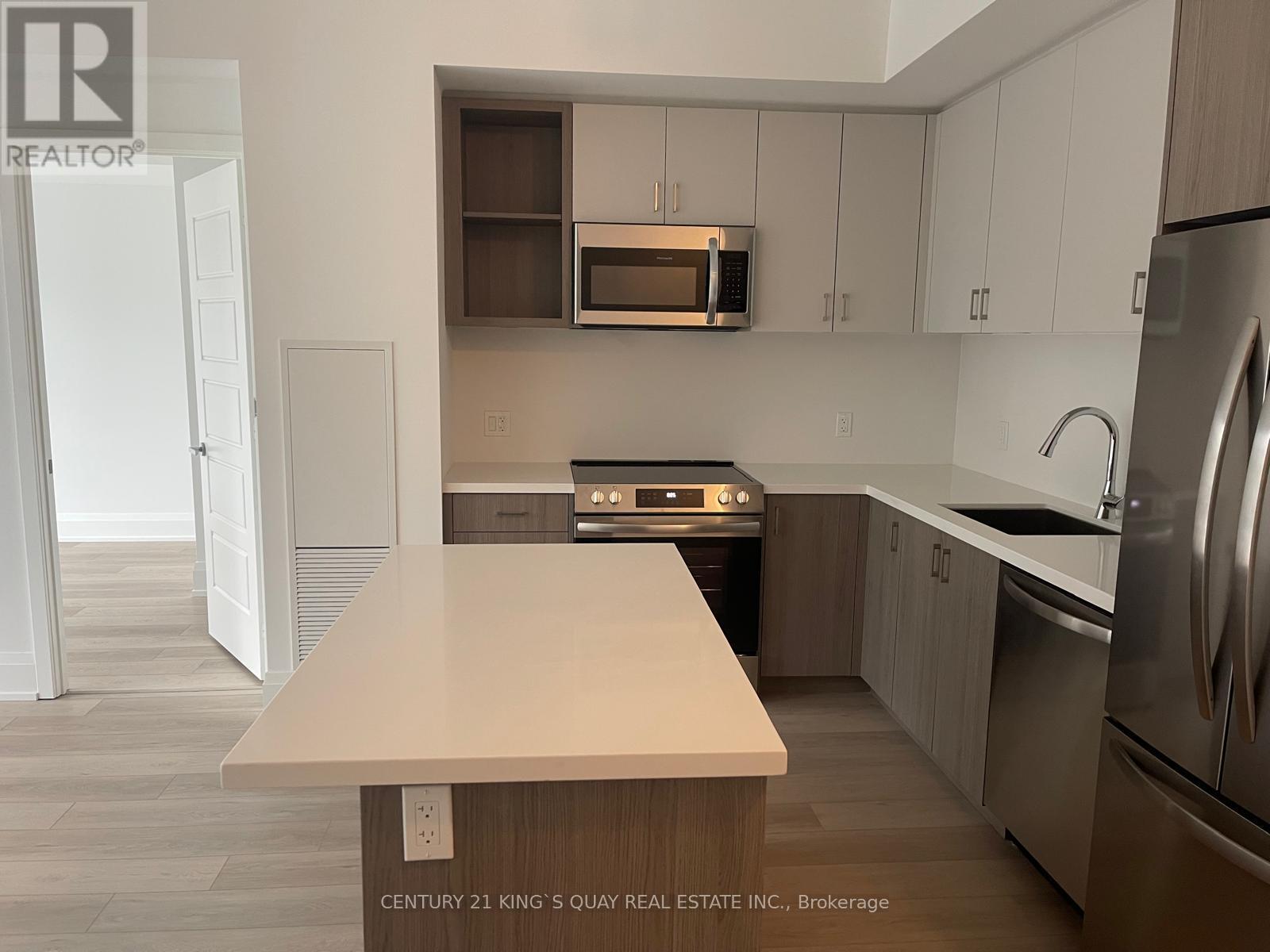 211 - 333 Sunseeker Avenue, Innisfil, Ontario  K9V 0R6 - Photo 21 - N12525056