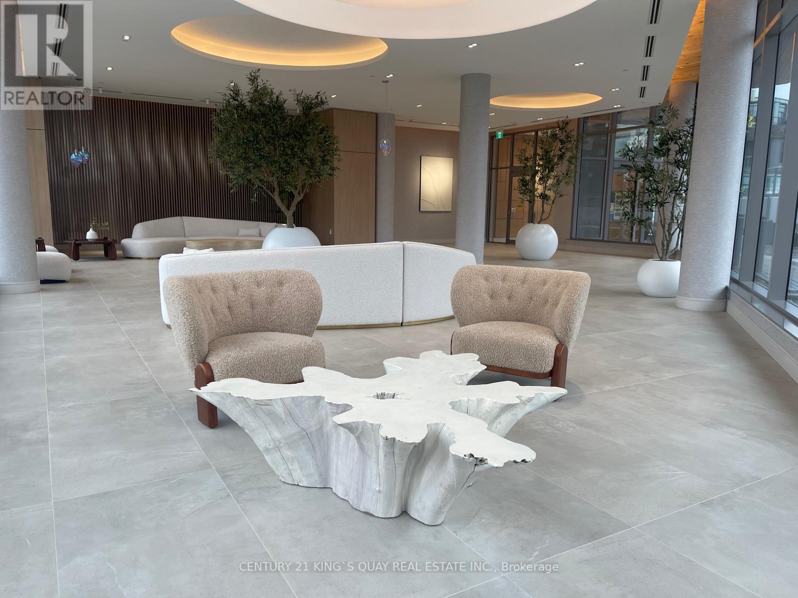 211 - 333 Sunseeker Avenue, Innisfil, Ontario  K9V 0R6 - Photo 9 - N12525056