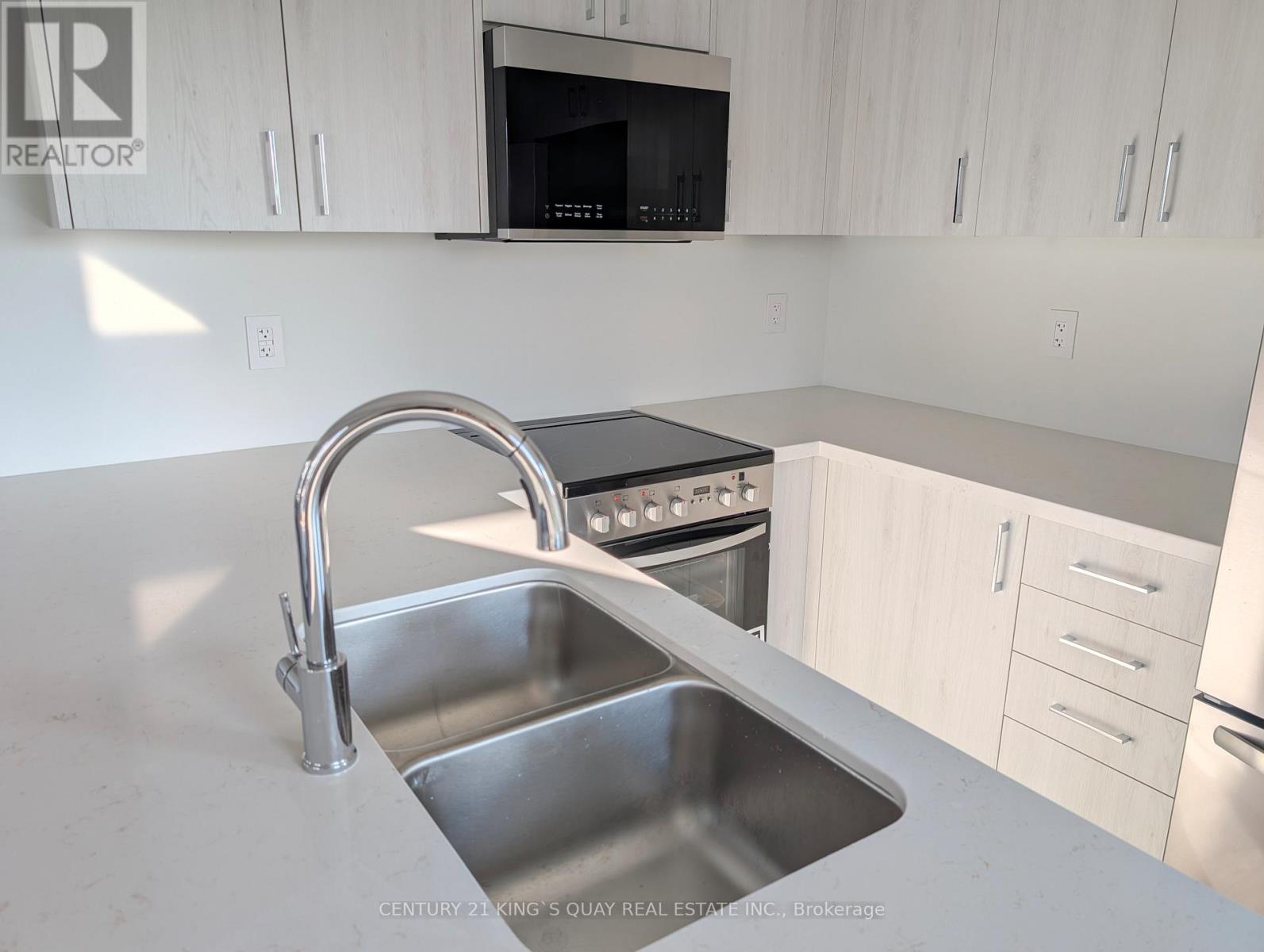 150 Matawin Lane, Richmond Hill, Ontario  L4B 0H7 - Photo 27 - N12535168