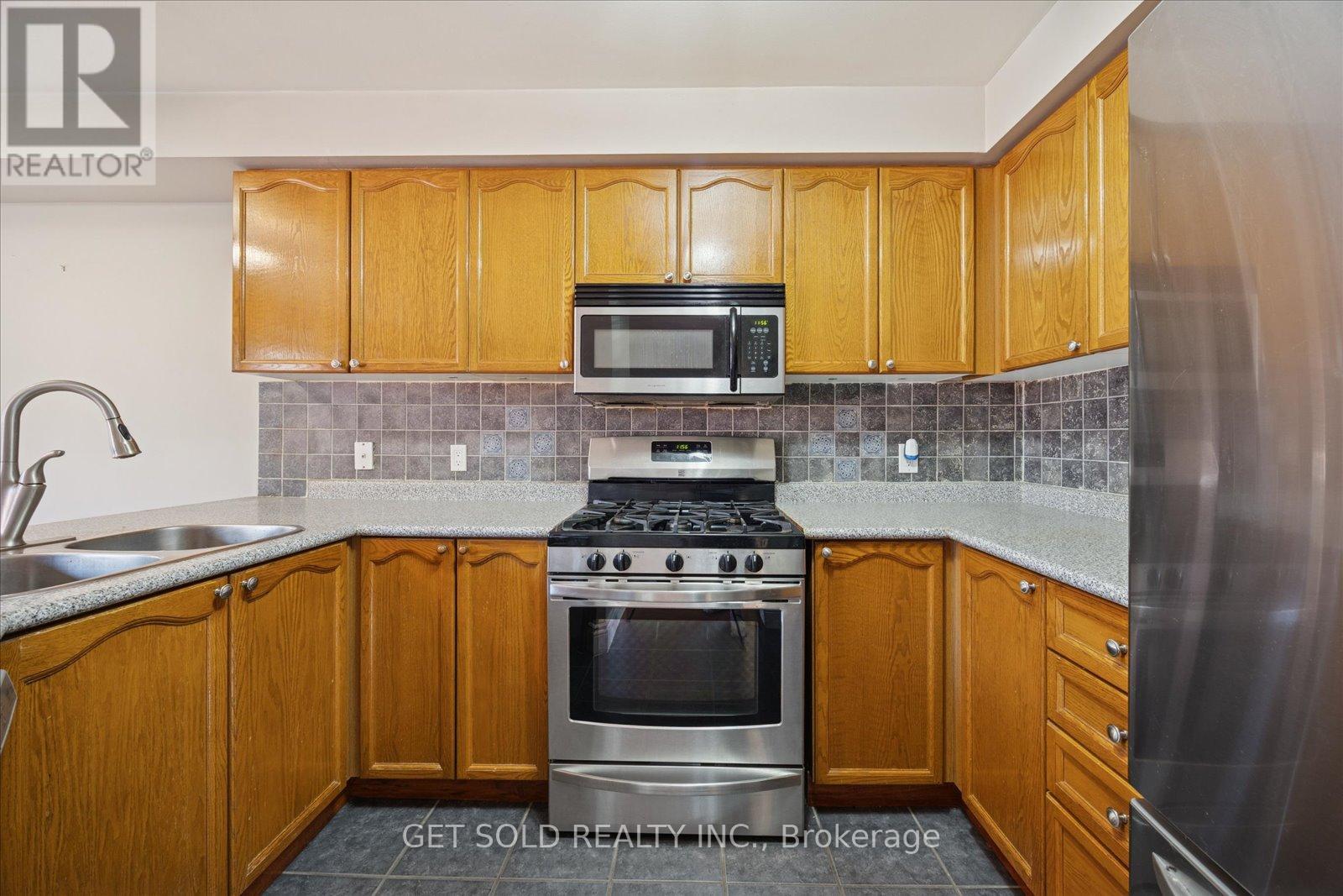 1739 Woodgate Trail, Oshawa, Ontario  L1G 8B4 - Photo 18 - E12565370