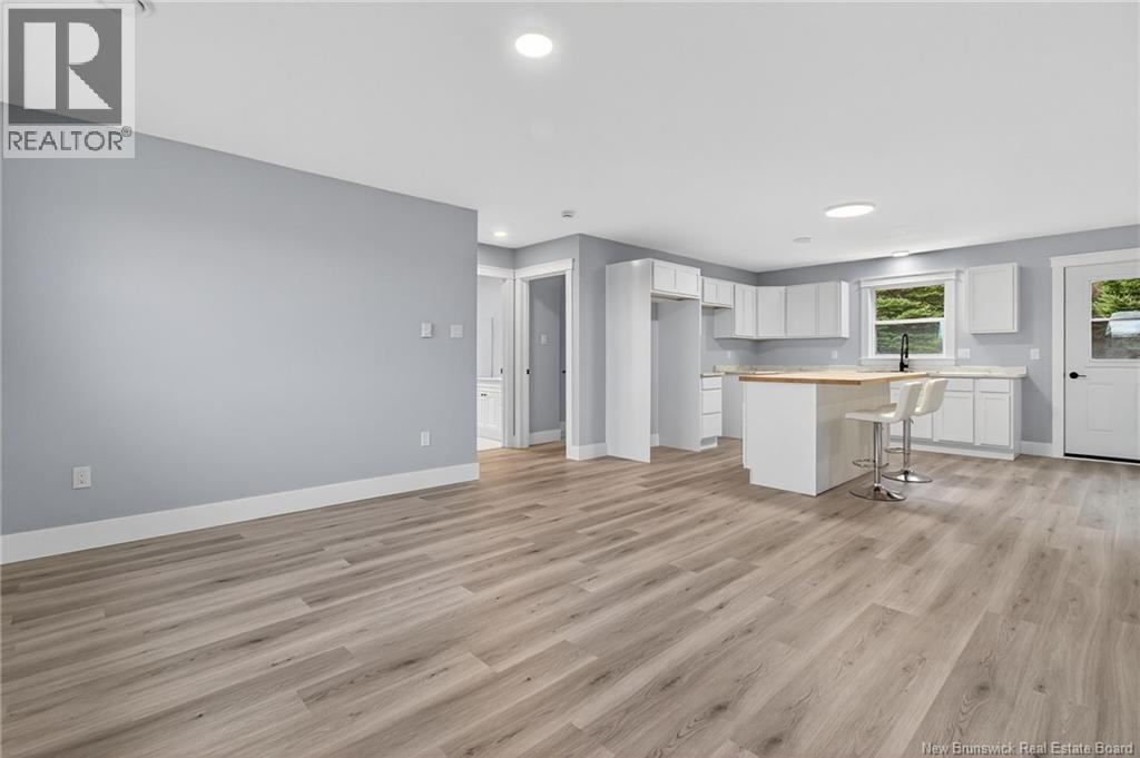 8 Fawcett Avenue, Petitcodiac, New Brunswick  E4Z 4H4 - Photo 6 - NB126877