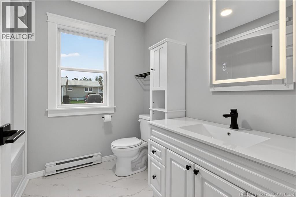 8 Fawcett Avenue, Petitcodiac, New Brunswick  E4Z 4H4 - Photo 12 - NB126877