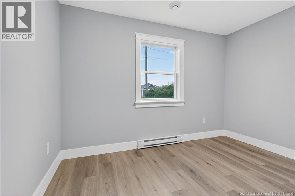 8 Fawcett Avenue, Petitcodiac, New Brunswick  E4Z 4H4 - Photo 22 - NB126877
