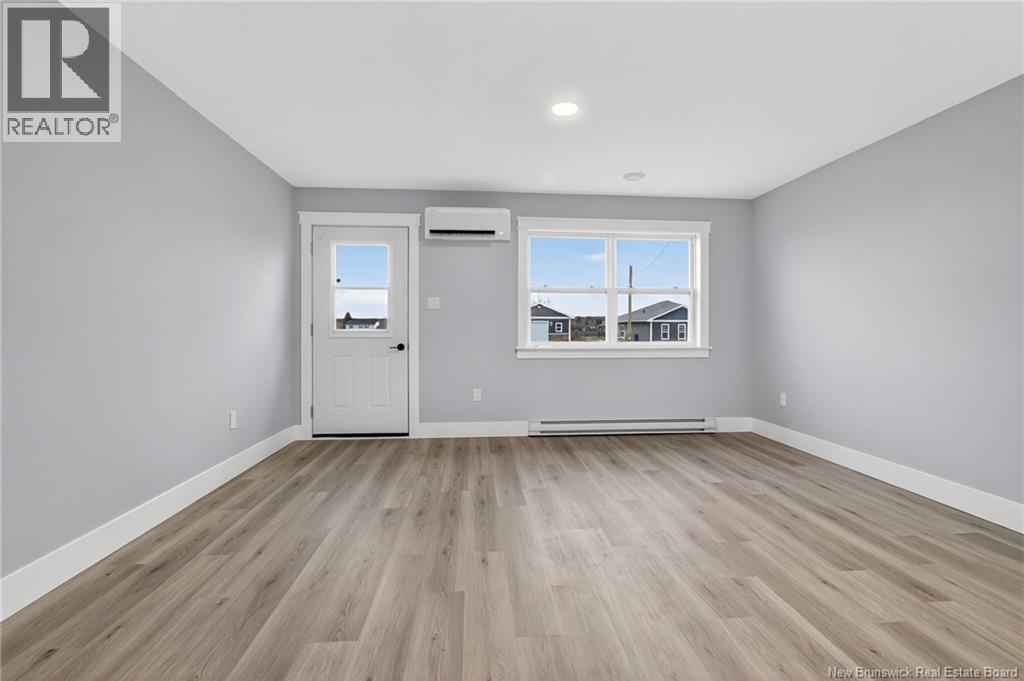 8 Fawcett Avenue, Petitcodiac, New Brunswick  E4Z 4H4 - Photo 17 - NB126877