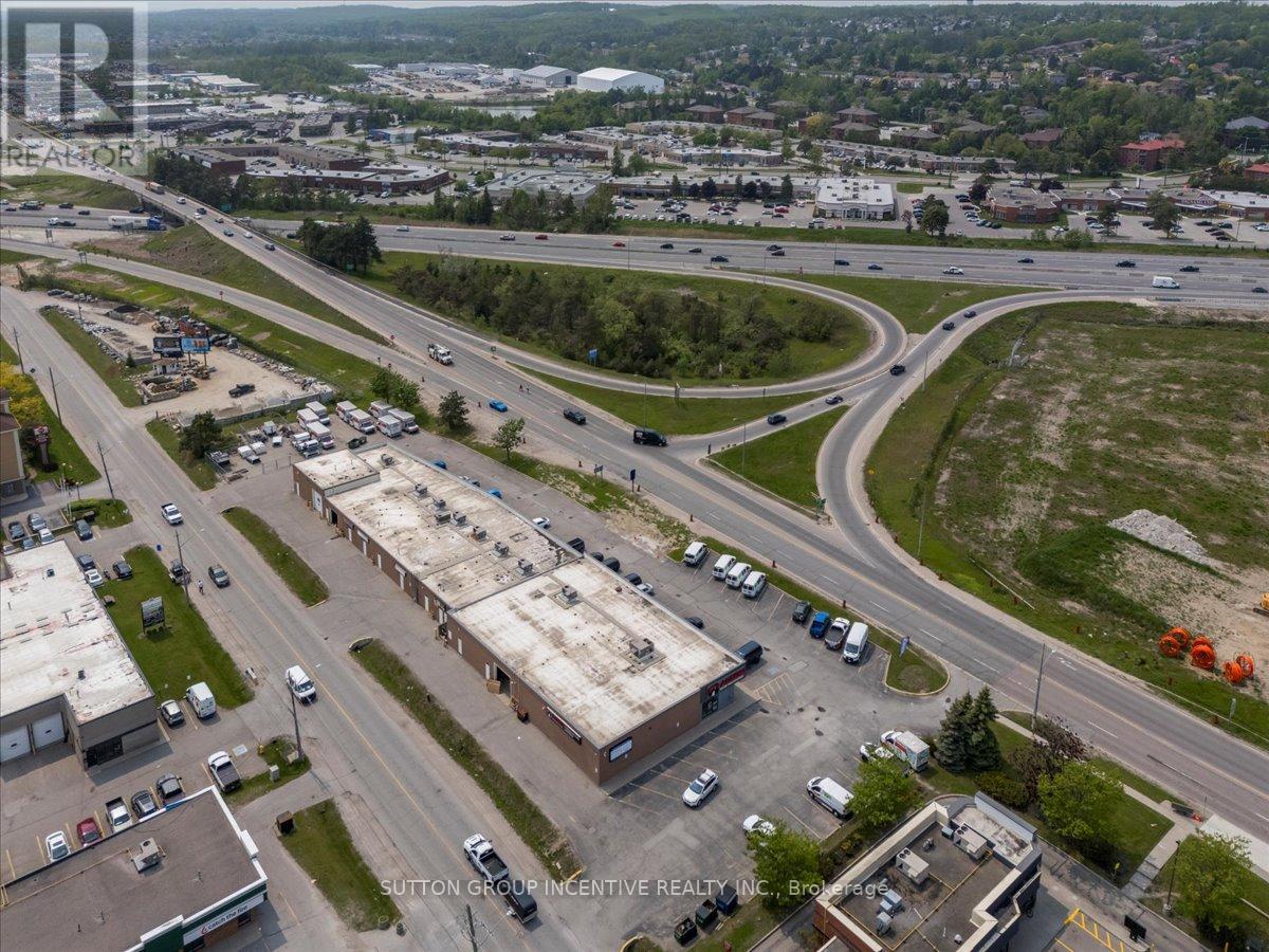 3&4 - 303 Dunlop Street W, Barrie, Ontario  L4N 1C1 - Photo 5 - S12565360