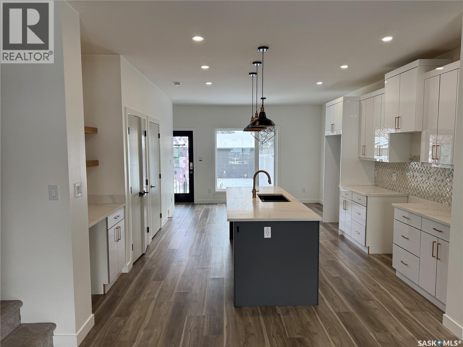 822 S Avenue N, Saskatoon, Saskatchewan  S7L 3A4 - Photo 4 - SK024482