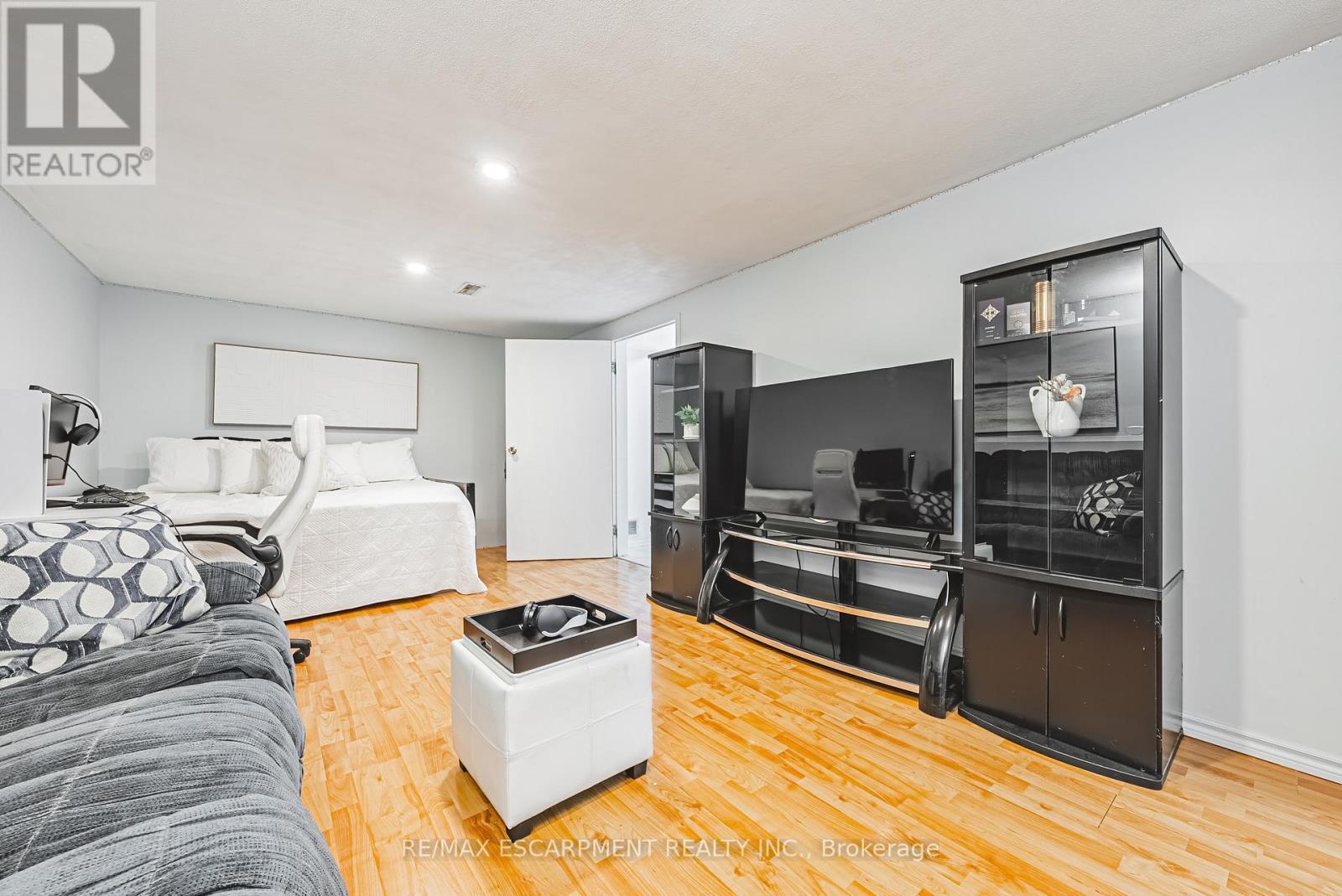 4 - 2220 Upper Middle Road, Burlington, Ontario  L7P 3P4 - Photo 25 - W12565364