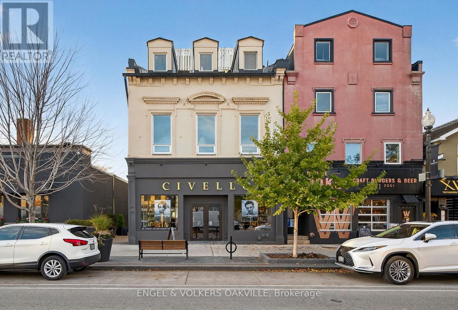 200 - 145 LAKESHORE ROAD E, Oakville, Ontario