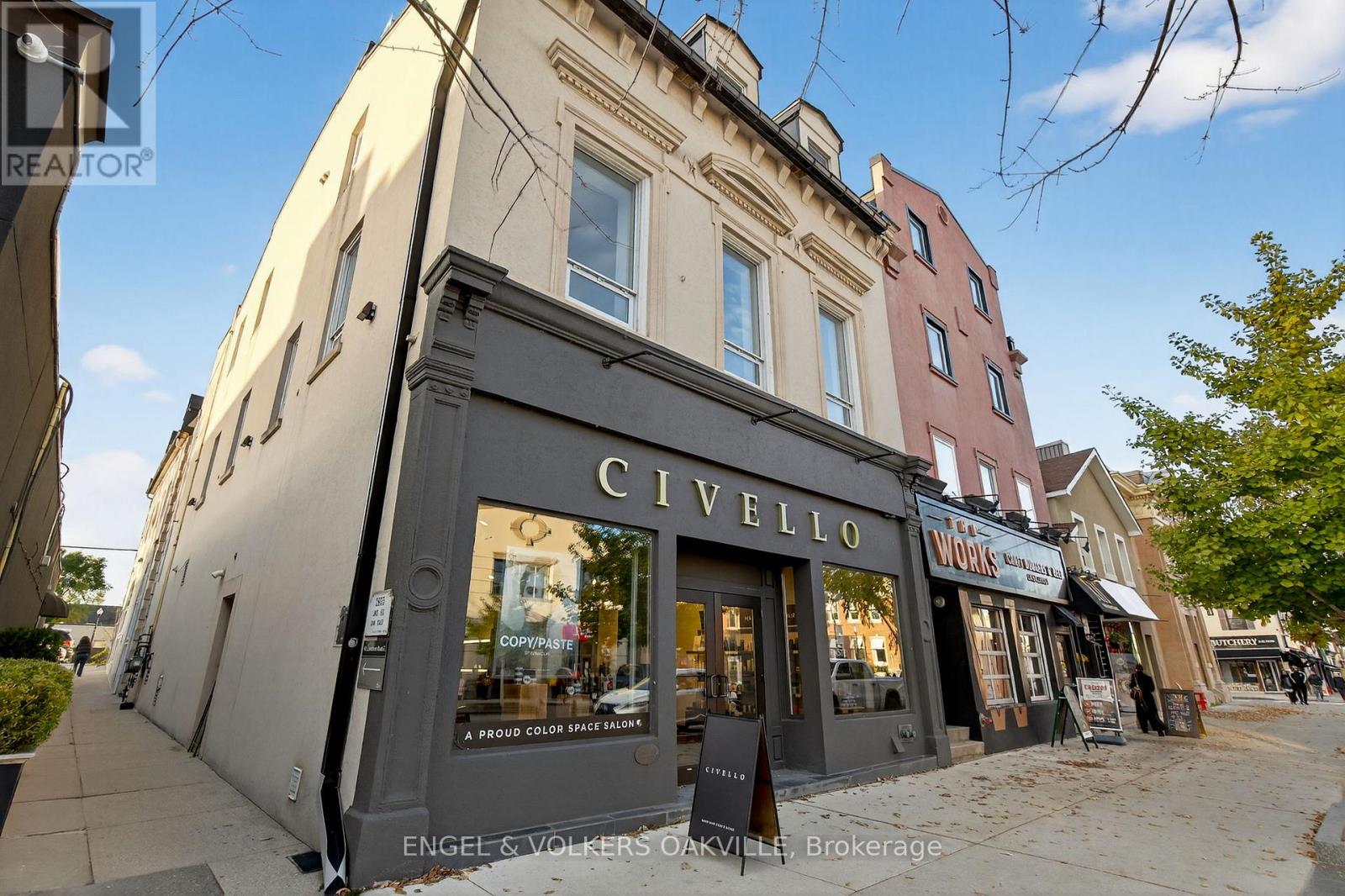 200 - 145 Lakeshore Road E, Oakville, Ontario  L6J 1H3 - Photo 31 - W12565372