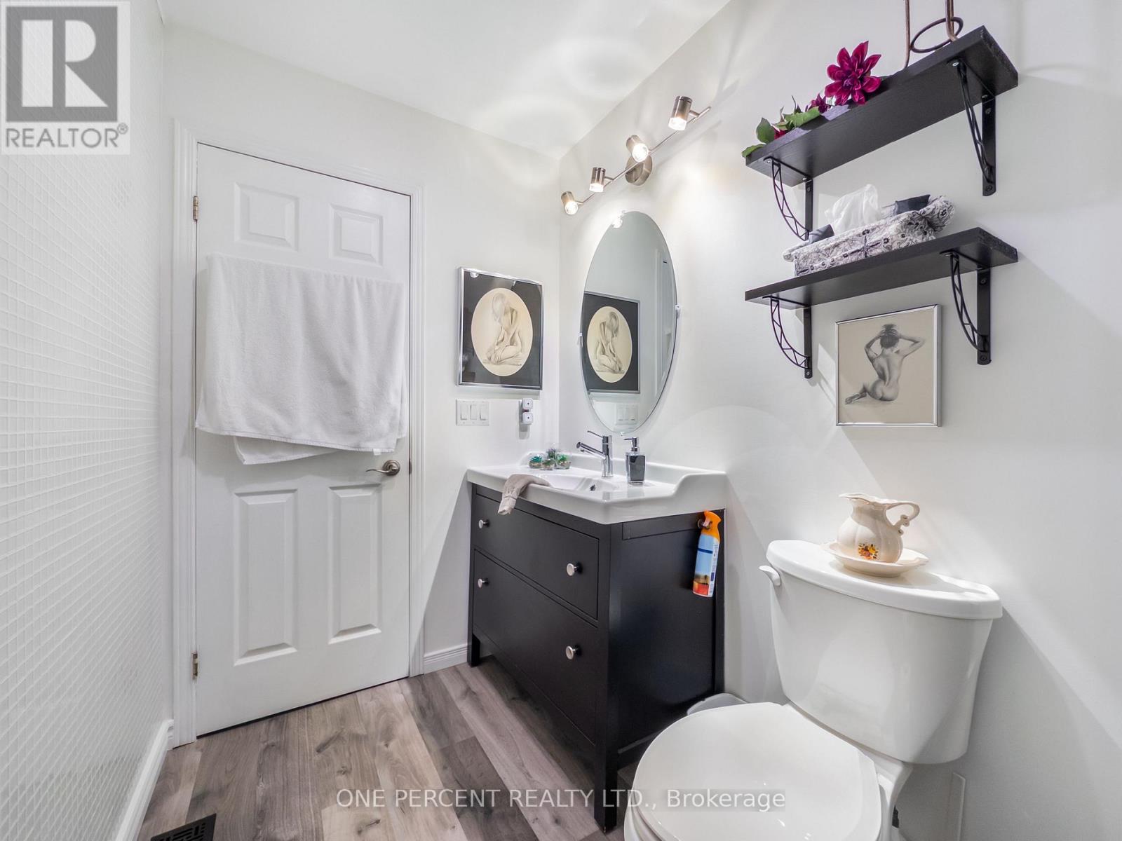 22 Heritage Drive, Prince Edward County, Ontario  K0K 3L0 - Photo 21 - X12565374