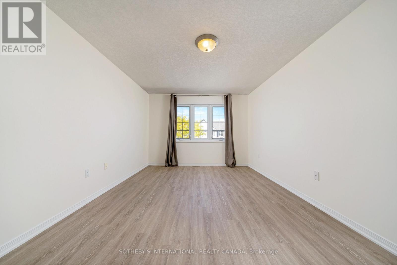 571 Wild Iris Avenue, Waterloo, Ontario  N2V 2X5 - Photo 19 - X12565380