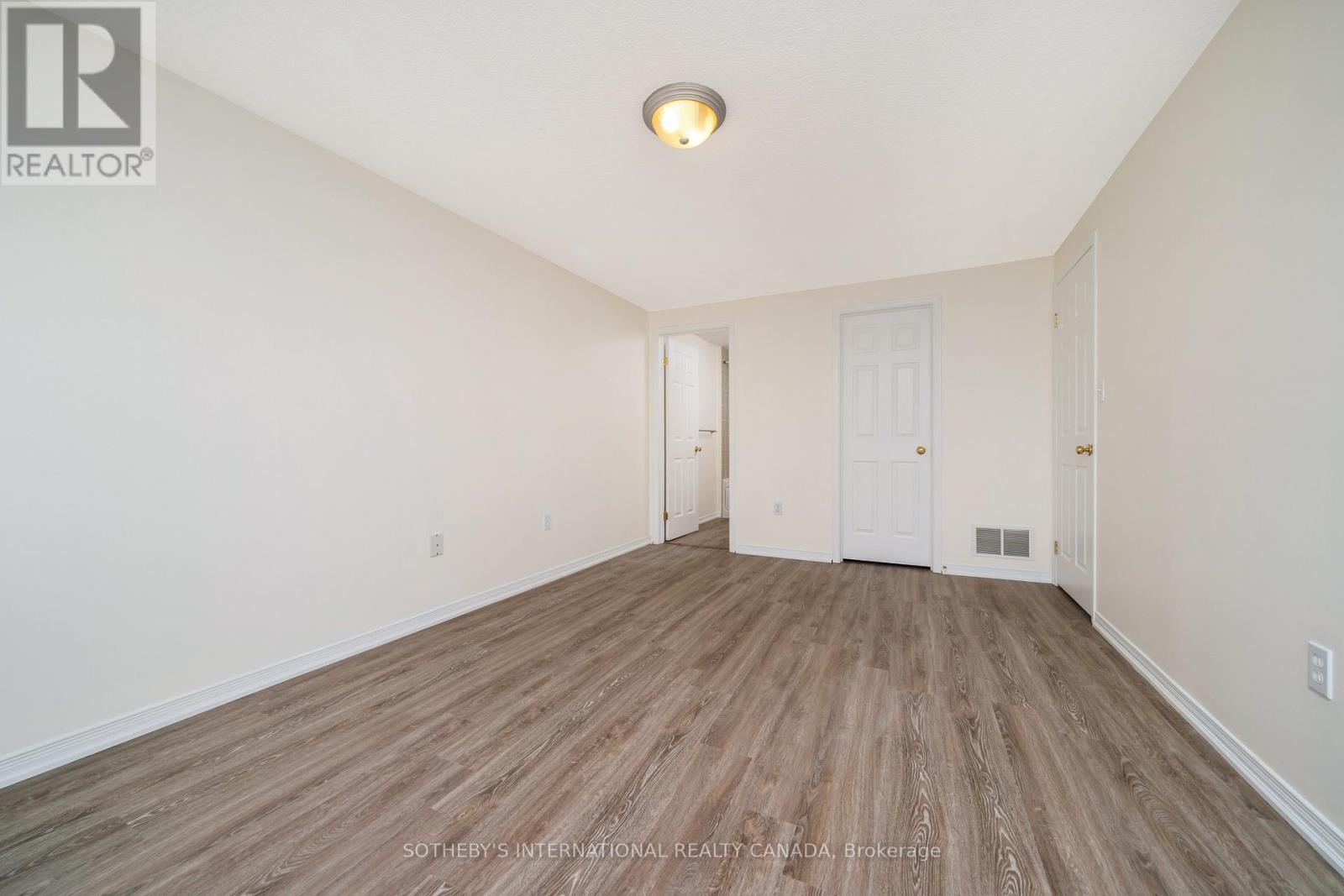 571 Wild Iris Avenue, Waterloo, Ontario  N2V 2X5 - Photo 20 - X12565380