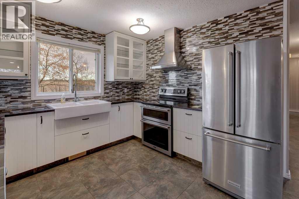 235006 Highway 817, Rural Wheatland County, Alberta  T1P 0Z1 - Photo 10 - A2271430