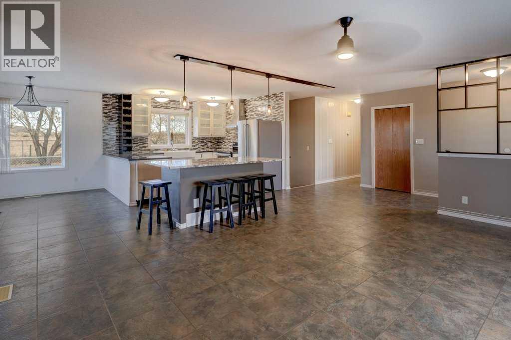 235006 Highway 817, Rural Wheatland County, Alberta  T1P 0Z1 - Photo 6 - A2271430