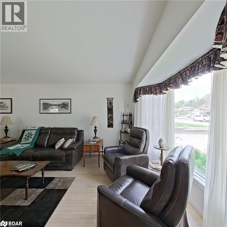 4 Maypark Drive, Bracebridge, Ontario  P1L 1C3 - Photo 9 - 40770687