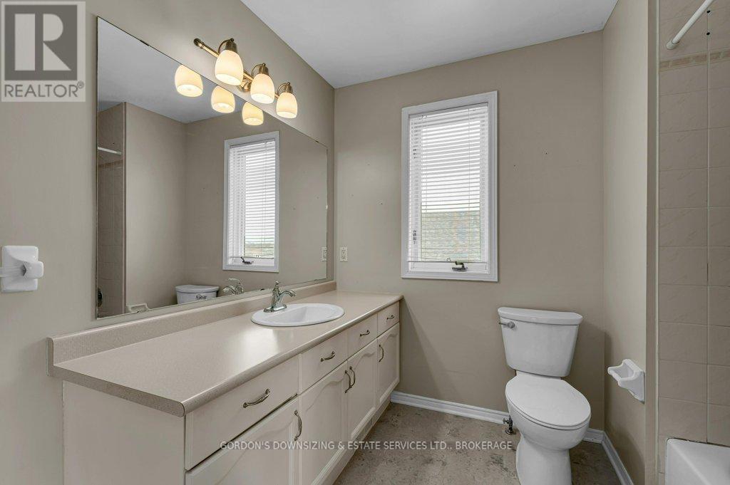 474 Evangeline Avenue, Kingston, Ontario  K7M 8V7 - Photo 32 - X12565498