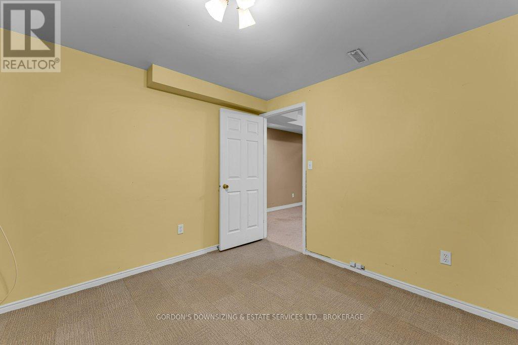 474 Evangeline Avenue, Kingston, Ontario  K7M 8V7 - Photo 40 - X12565498