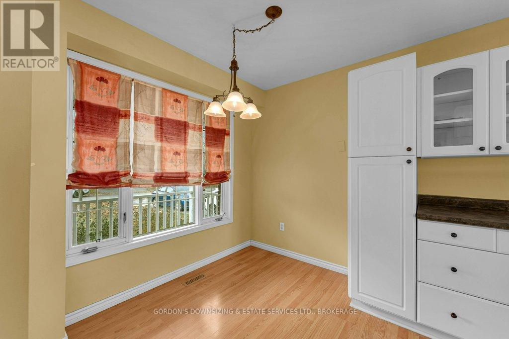 474 Evangeline Avenue, Kingston, Ontario  K7M 8V7 - Photo 5 - X12565498