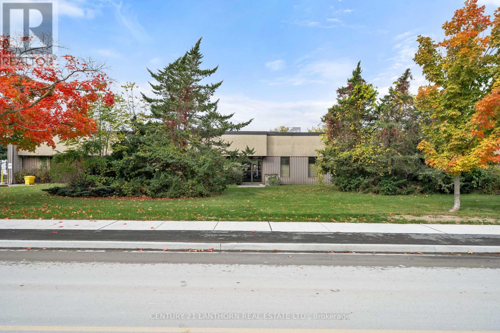 8 - Unit 8 - 389 Picton Main Street, Prince Edward County, Ontario  K0K 2T0 - Photo 3 - X12565444