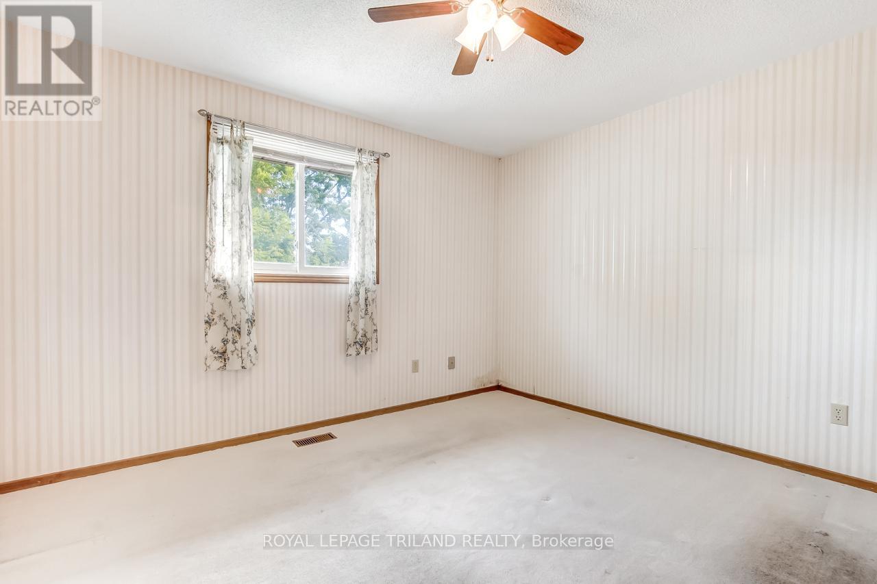 306 Highview Drive, St. Thomas, Ontario  N5R 5W9 - Photo 11 - X12565414