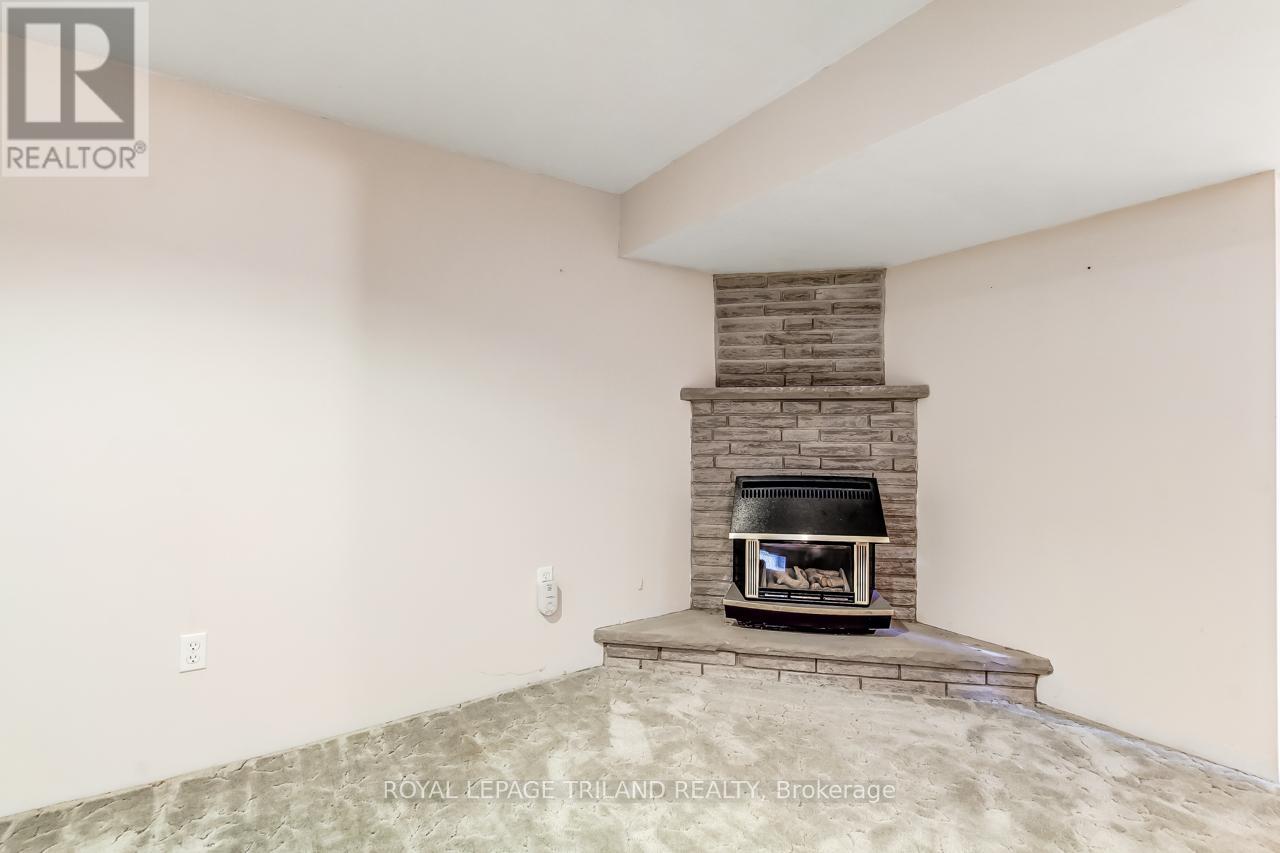 306 Highview Drive, St. Thomas, Ontario  N5R 5W9 - Photo 15 - X12565414