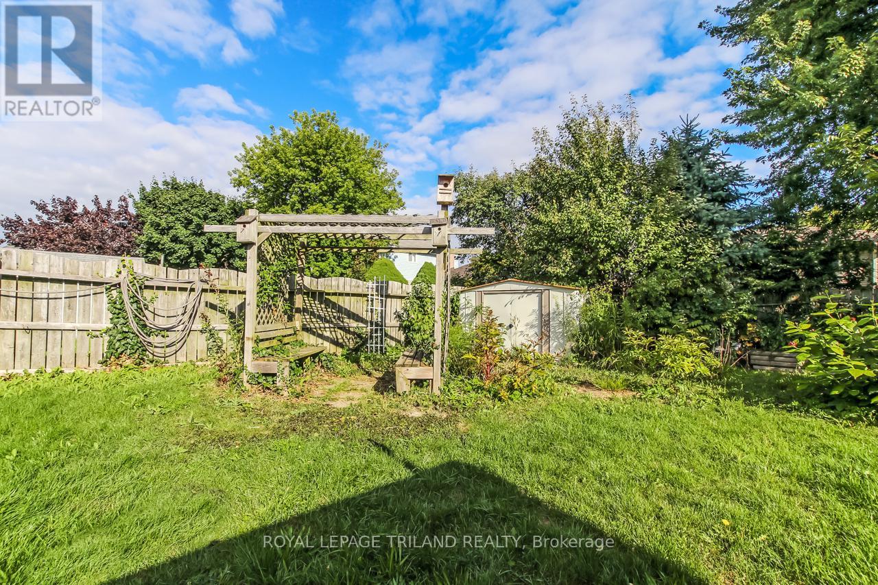 306 Highview Drive, St. Thomas, Ontario  N5R 5W9 - Photo 22 - X12565414