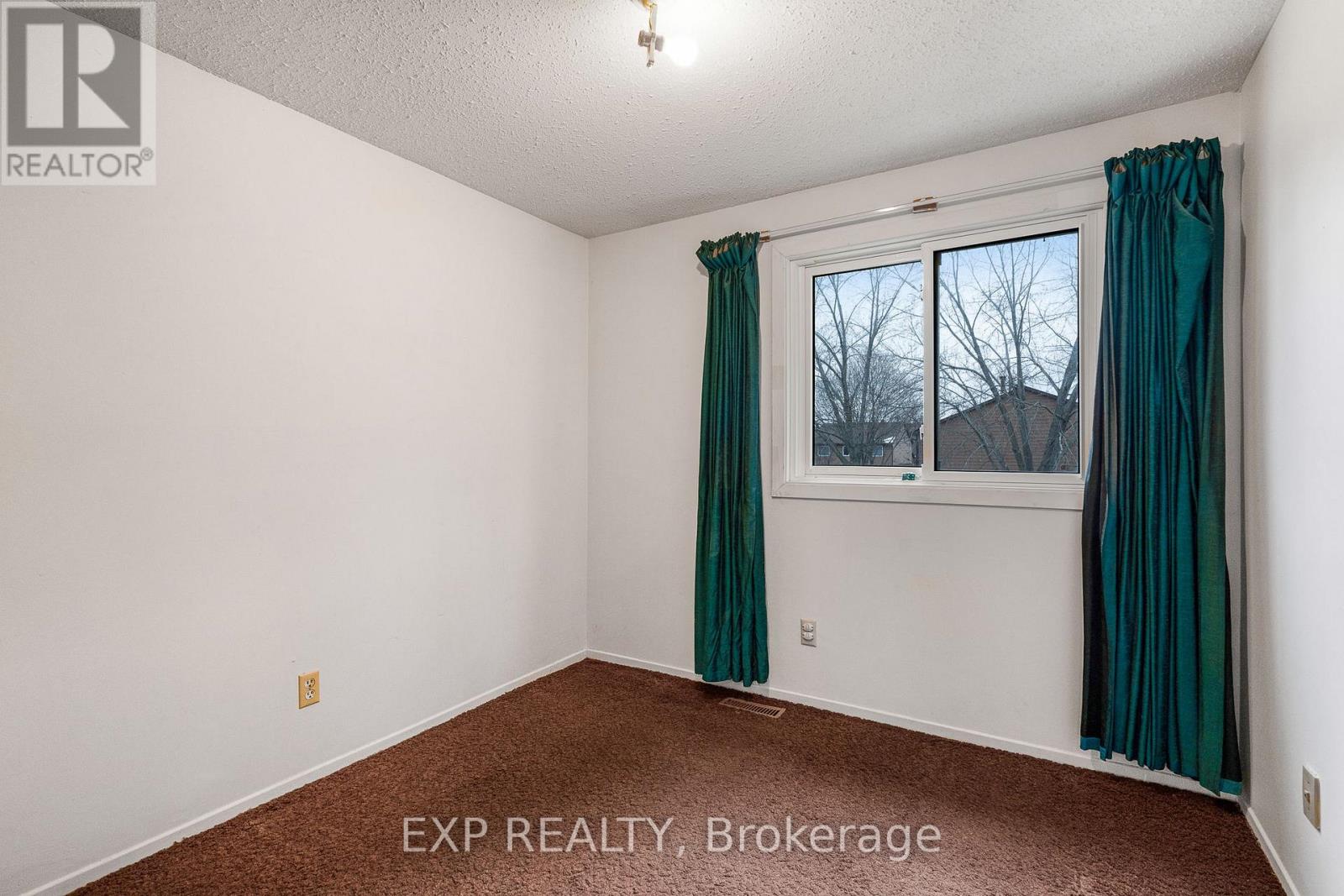 48 - 2276 Orient Park Drive, Ottawa, Ontario  K1B 4Z7 - Photo 19 - X12565440