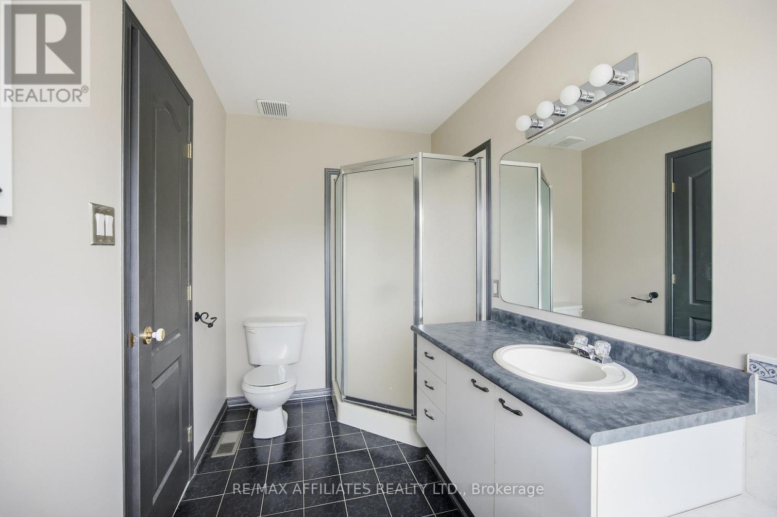 137 Hearst Way, Ottawa, Ontario  K2L 4G5 - Photo 25 - X12565454