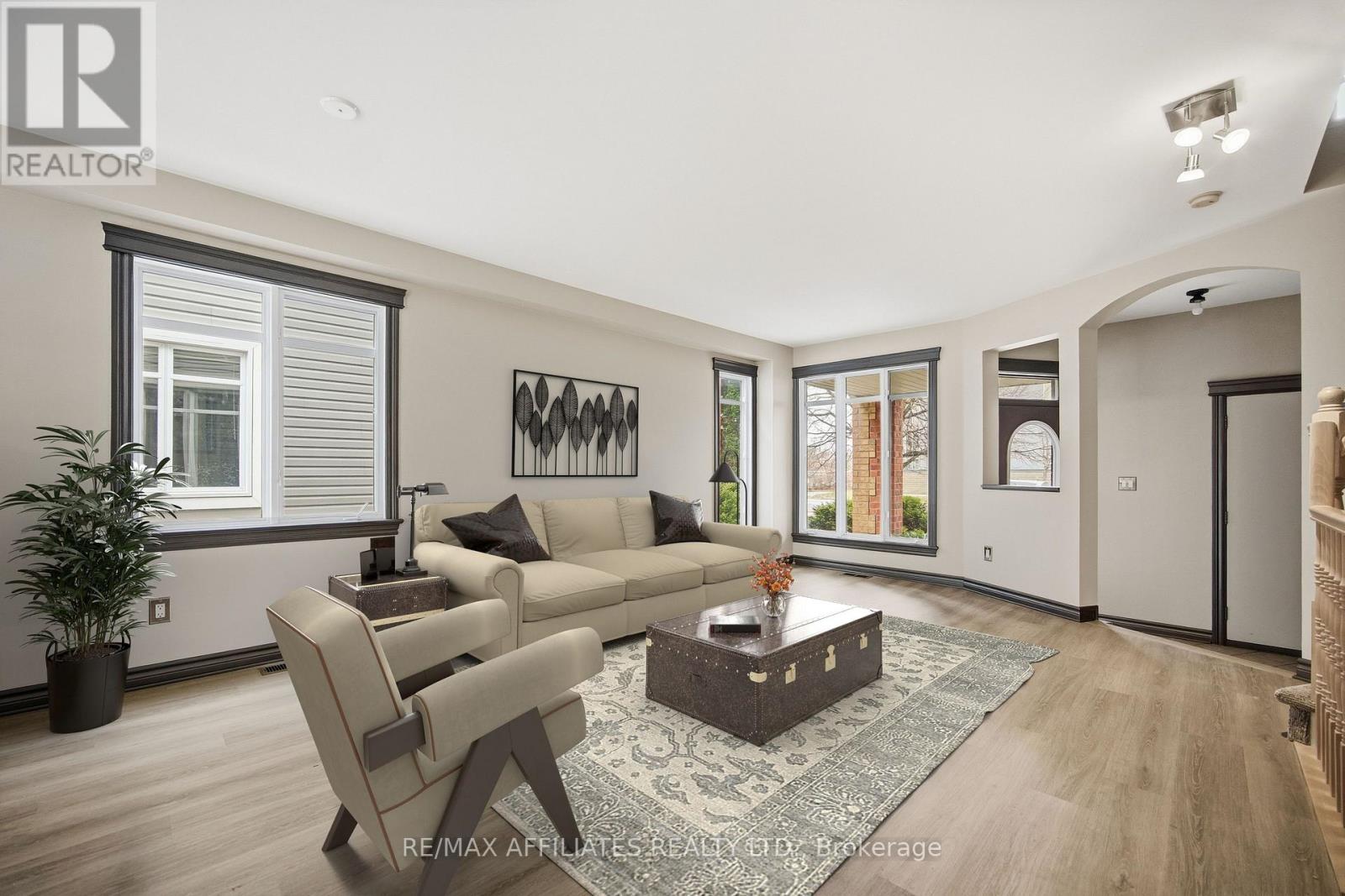 137 Hearst Way, Ottawa, Ontario  K2L 4G5 - Photo 8 - X12565454