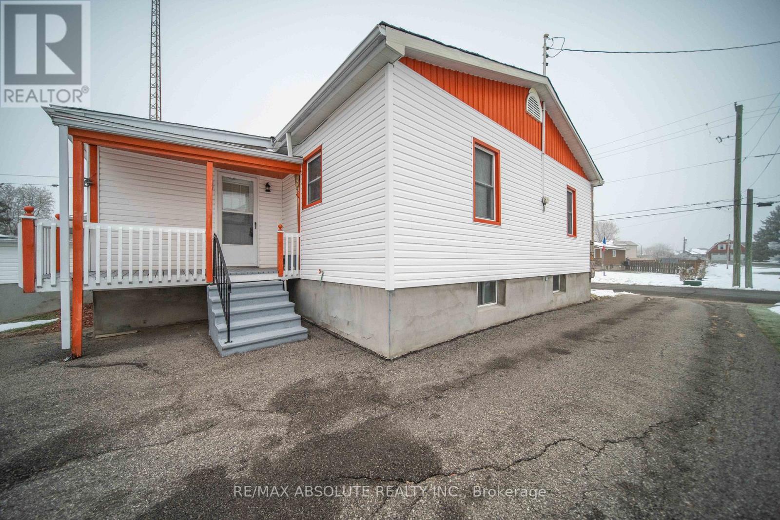140 Ottawa Street, The Nation, Ontario  K0A 2M0 - Photo 4 - X12565500