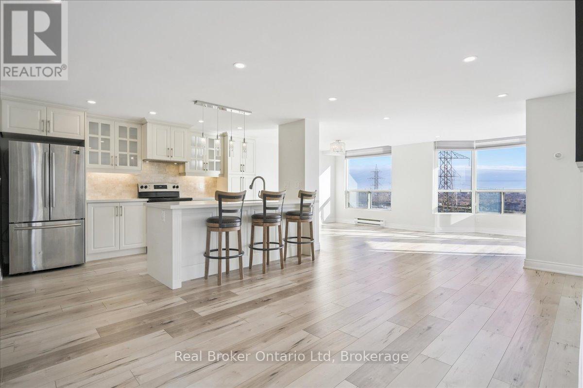 1004 - 4460 Tucana Court, Mississauga, Ontario L5R 3K9 - Photo 13 - W12565410