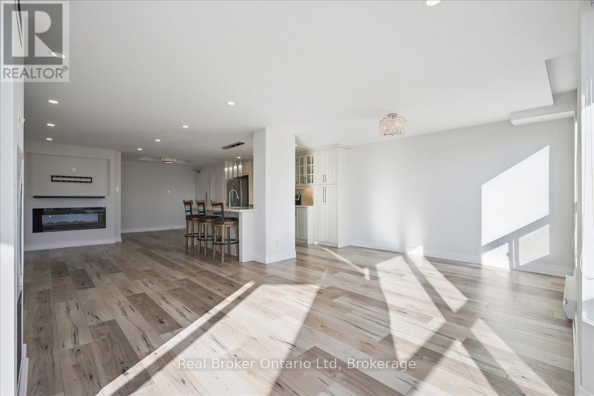 1004 - 4460 Tucana Court, Mississauga, Ontario L5R 3K9 - Photo 16 - W12565410