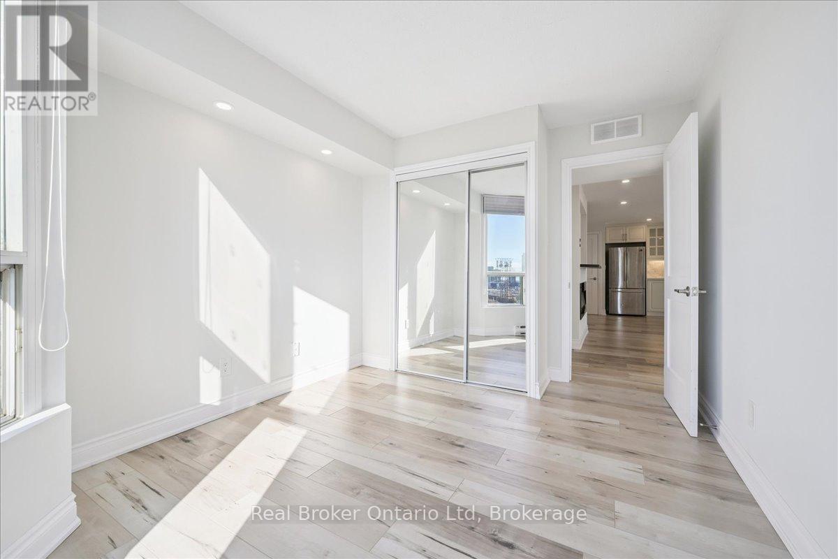 1004 - 4460 Tucana Court, Mississauga, Ontario L5R 3K9 - Photo 30 - W12565410