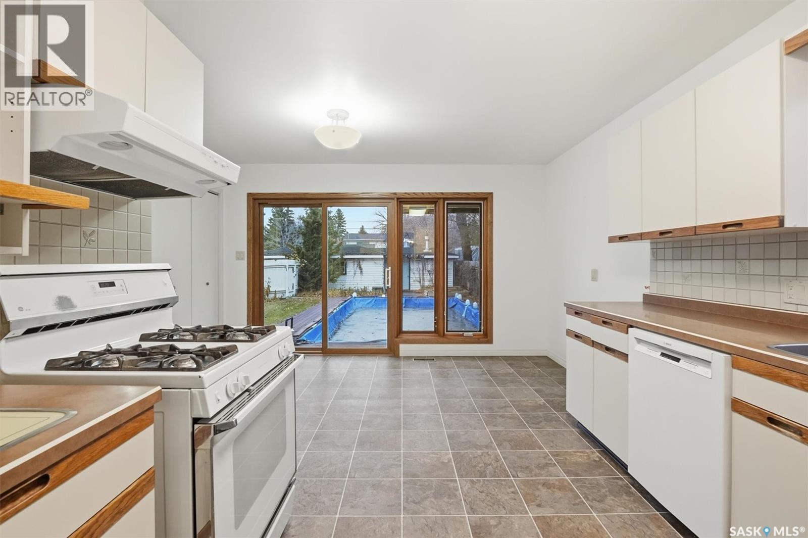 501 Bate Crescent, Saskatoon, Saskatchewan  S7H 3A6 - Photo 10 - SK024374