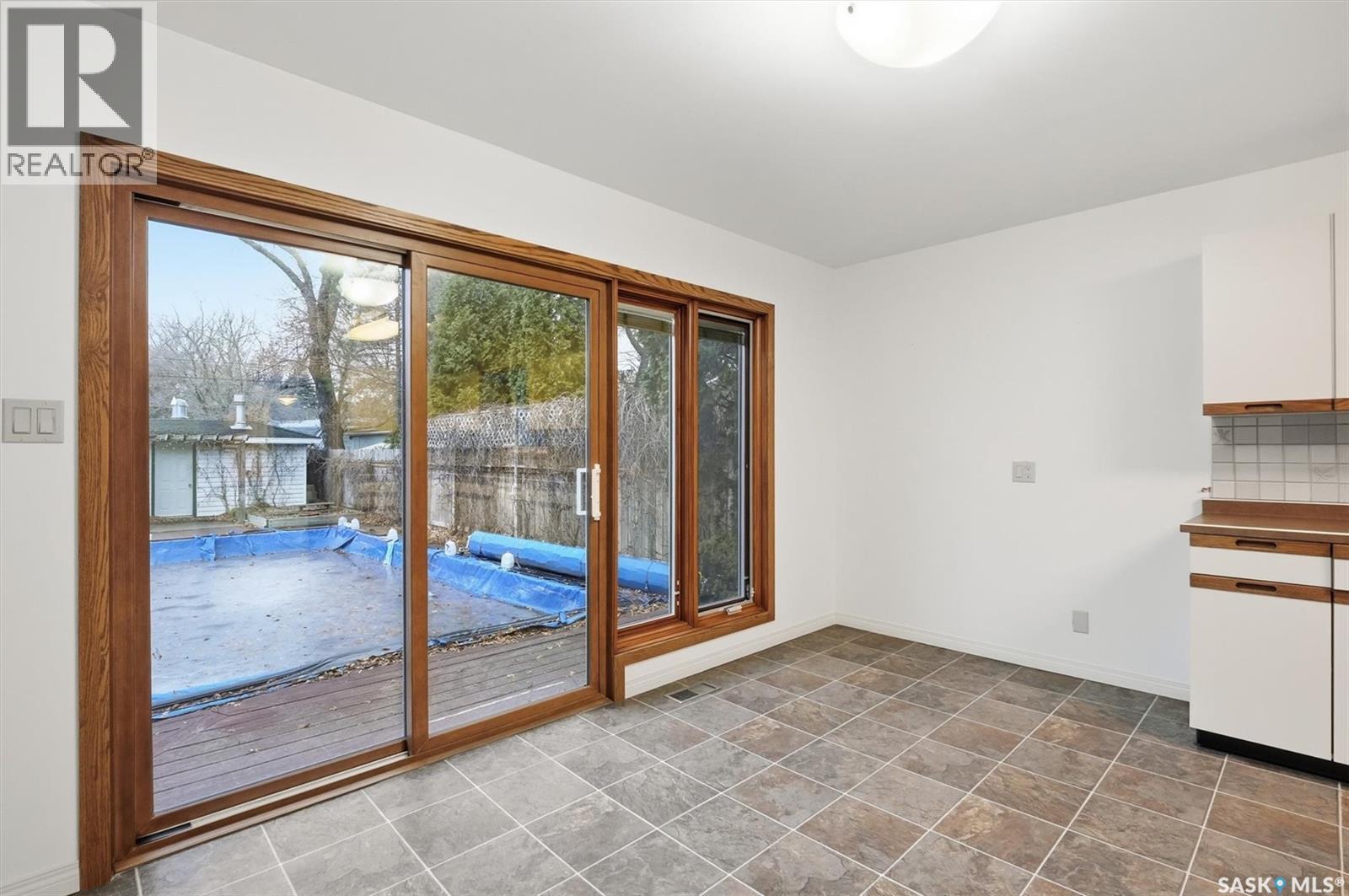 501 Bate Crescent, Saskatoon, Saskatchewan  S7H 3A6 - Photo 12 - SK024374