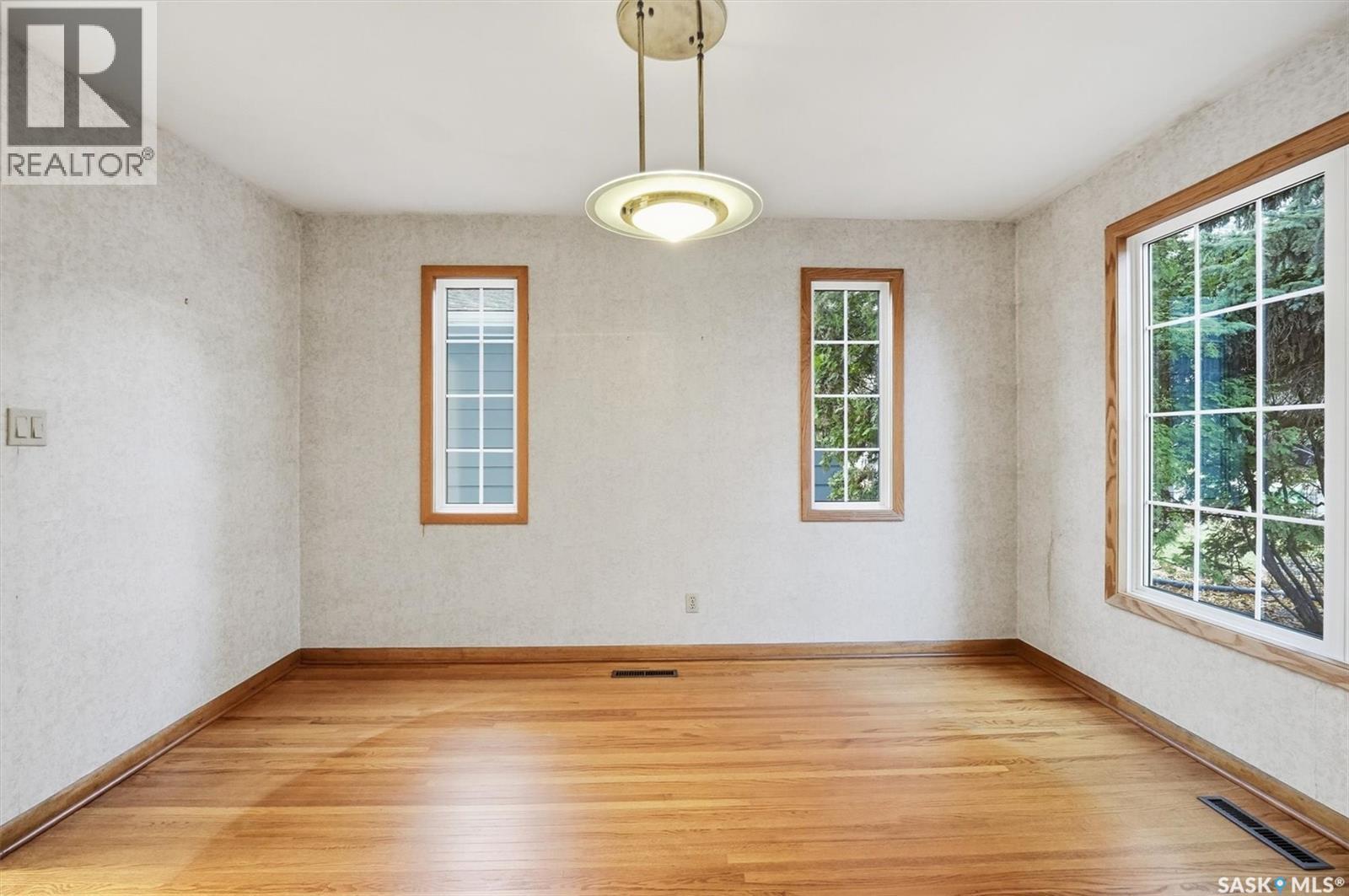 501 Bate Crescent, Saskatoon, Saskatchewan  S7H 3A6 - Photo 14 - SK024374