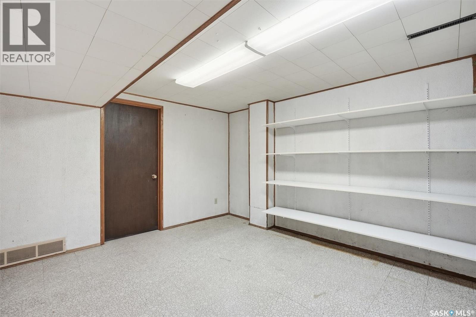 501 Bate Crescent, Saskatoon, Saskatchewan  S7H 3A6 - Photo 35 - SK024374