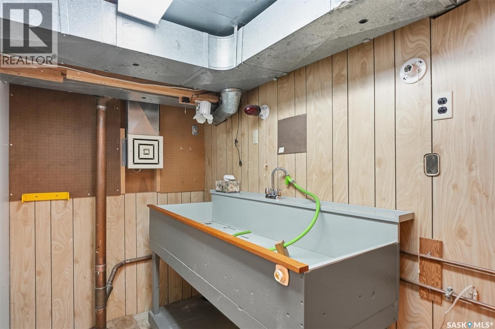 501 Bate Crescent, Saskatoon, Saskatchewan  S7H 3A6 - Photo 38 - SK024374