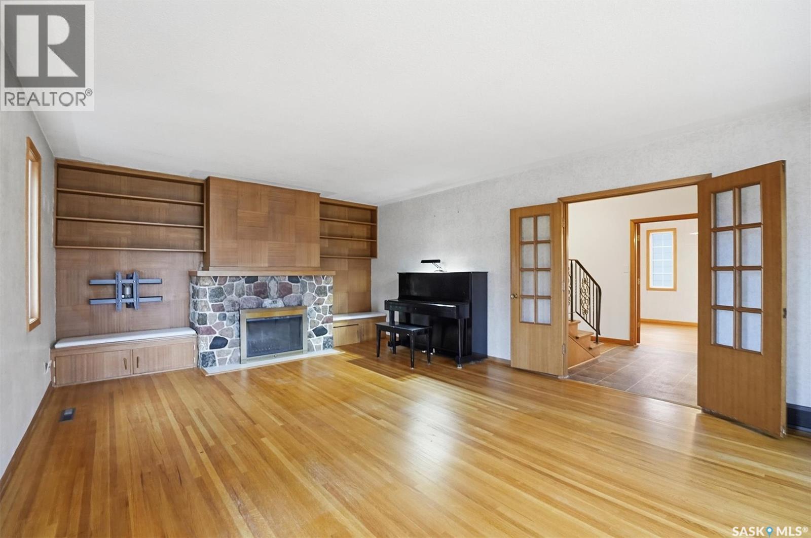 501 Bate Crescent, Saskatoon, Saskatchewan  S7H 3A6 - Photo 5 - SK024374