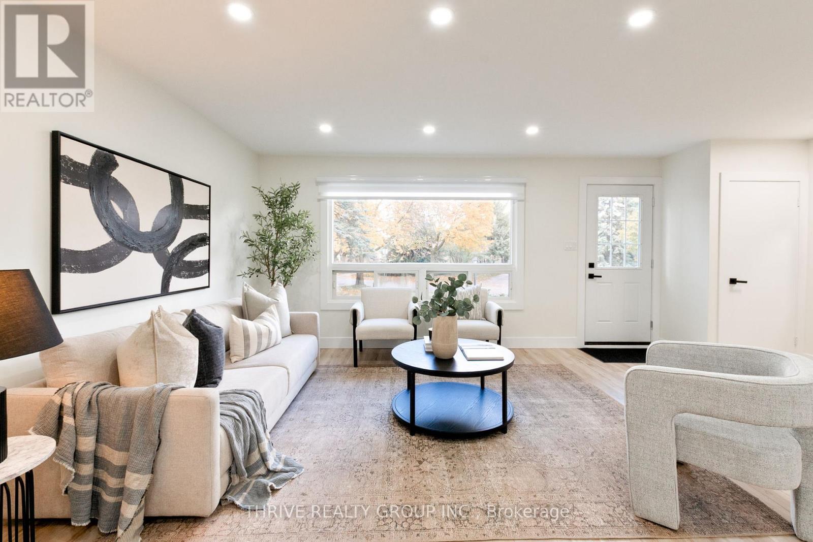 137 Pawnee Road, London East, Ontario  N5V 2T1 - Photo 7 - X12554526