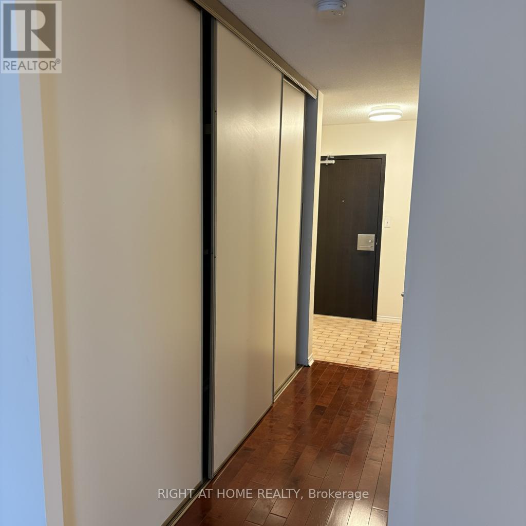 1101 - 25 The Esplanade, Toronto, Ontario  M5E 1W5 - Photo 12 - C12565470