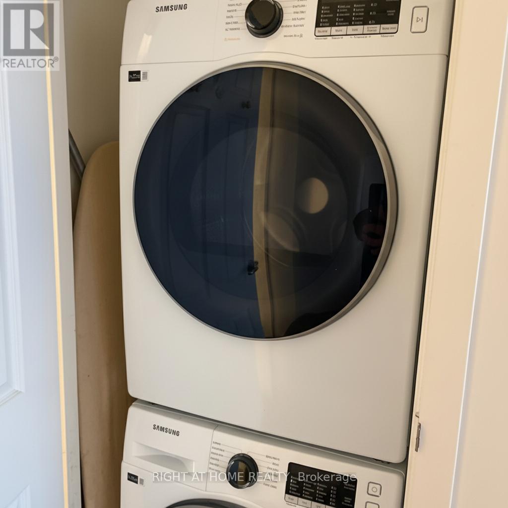 1101 - 25 The Esplanade, Toronto, Ontario  M5E 1W5 - Photo 13 - C12565470