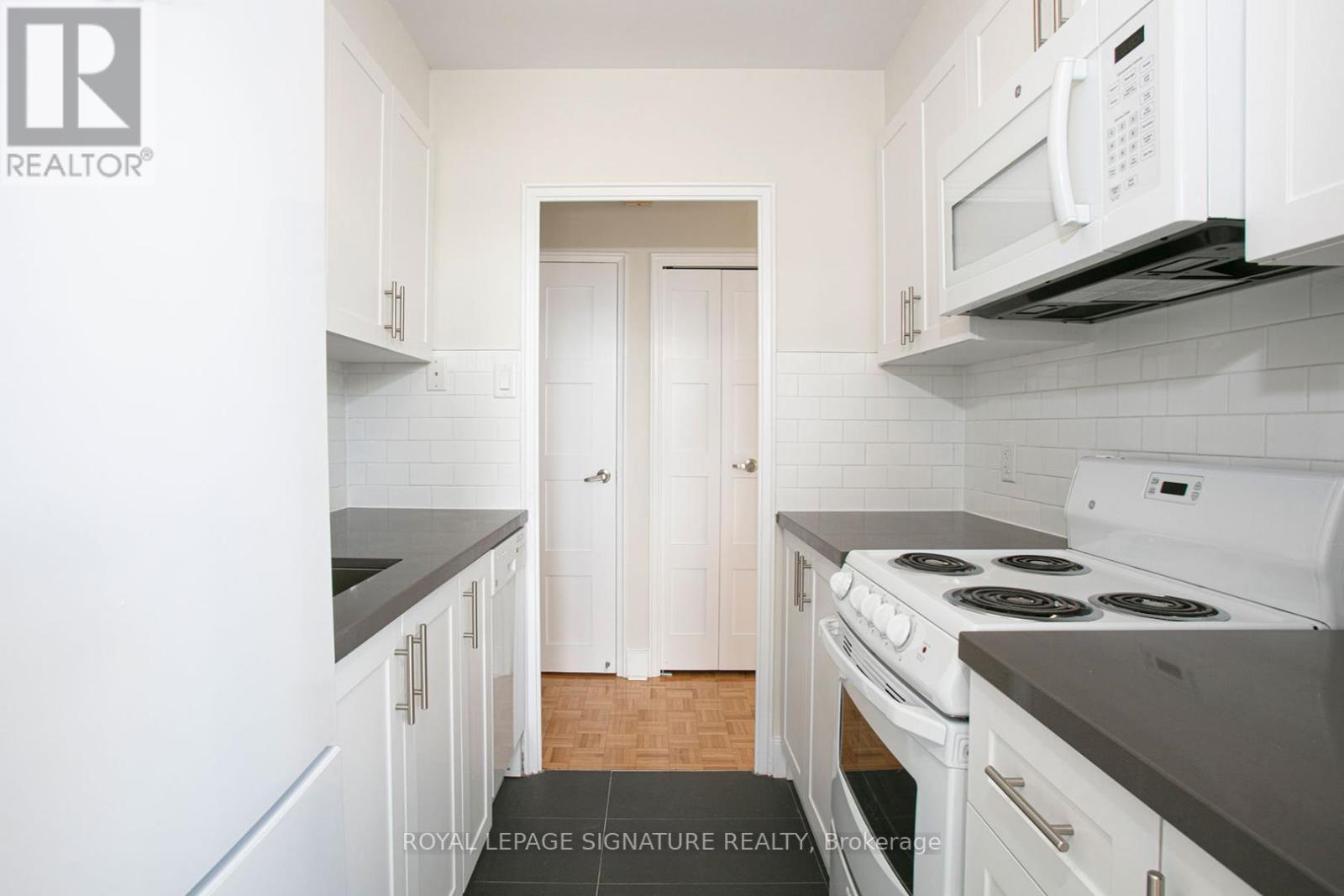 506 - 485 Huron Street, Toronto, Ontario  M5R 2R5 - Photo 3 - C12565488