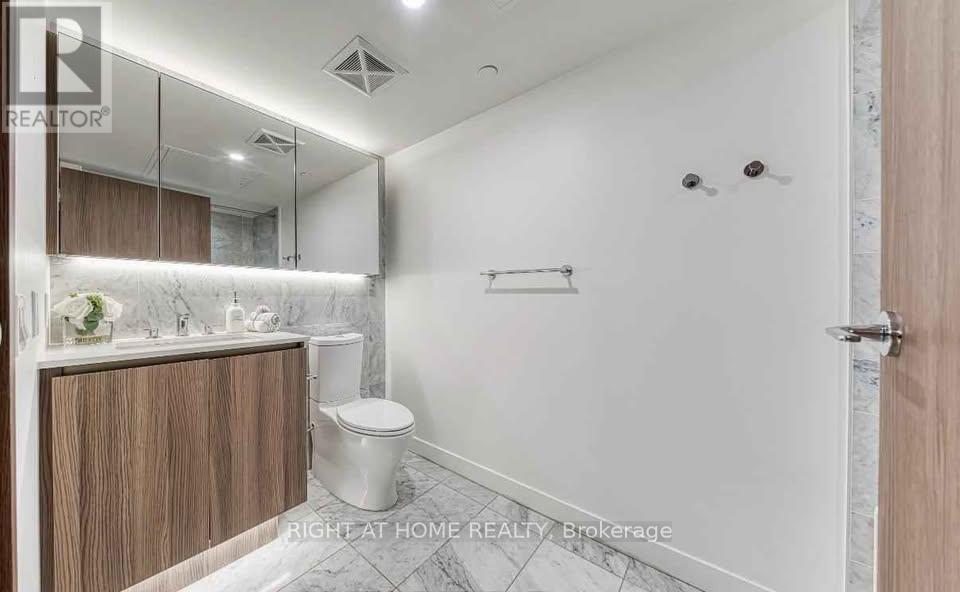 1908 - 17 Bathurst Street, Toronto, Ontario  M6A 2E1 - Photo 11 - C12565494